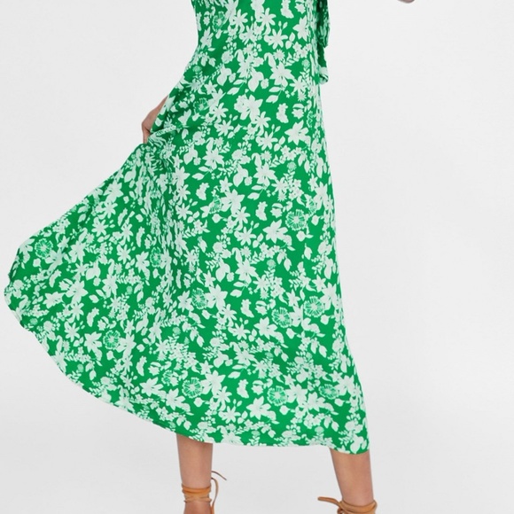 Zara Floral Print Midi Dress - Picture 7 of 8